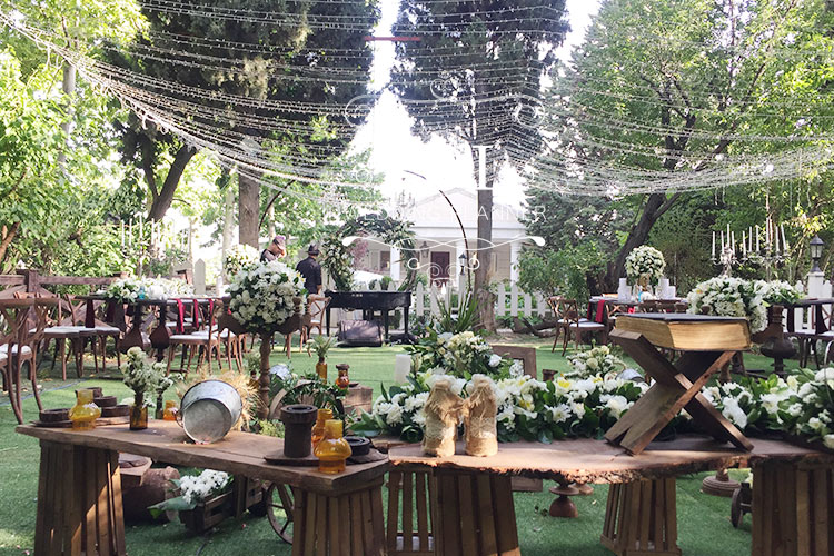 باغ عروسی روستیک