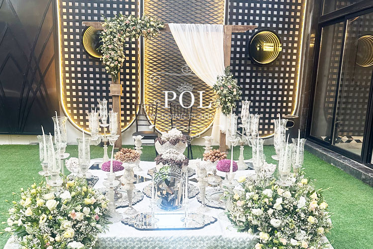 باغ بله برون با سفره عقد